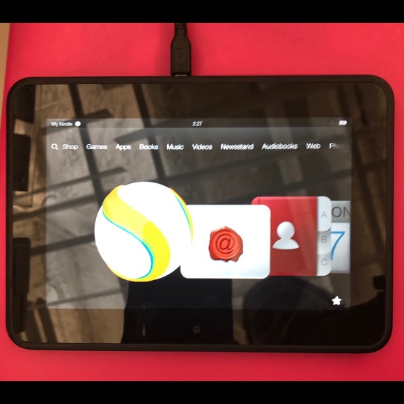 Kindle Fire HD 7 tablet - Picture 2 of 4